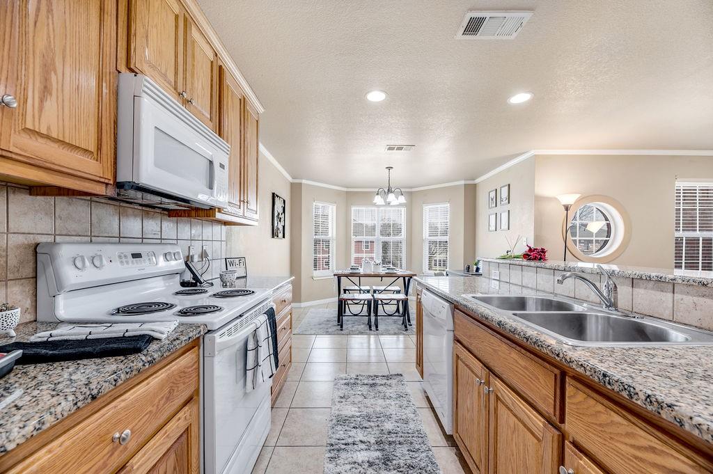 1903 South 11th Street, Unit A & B Waco, TX 76706 - Photo 26 of 40 Unit B: