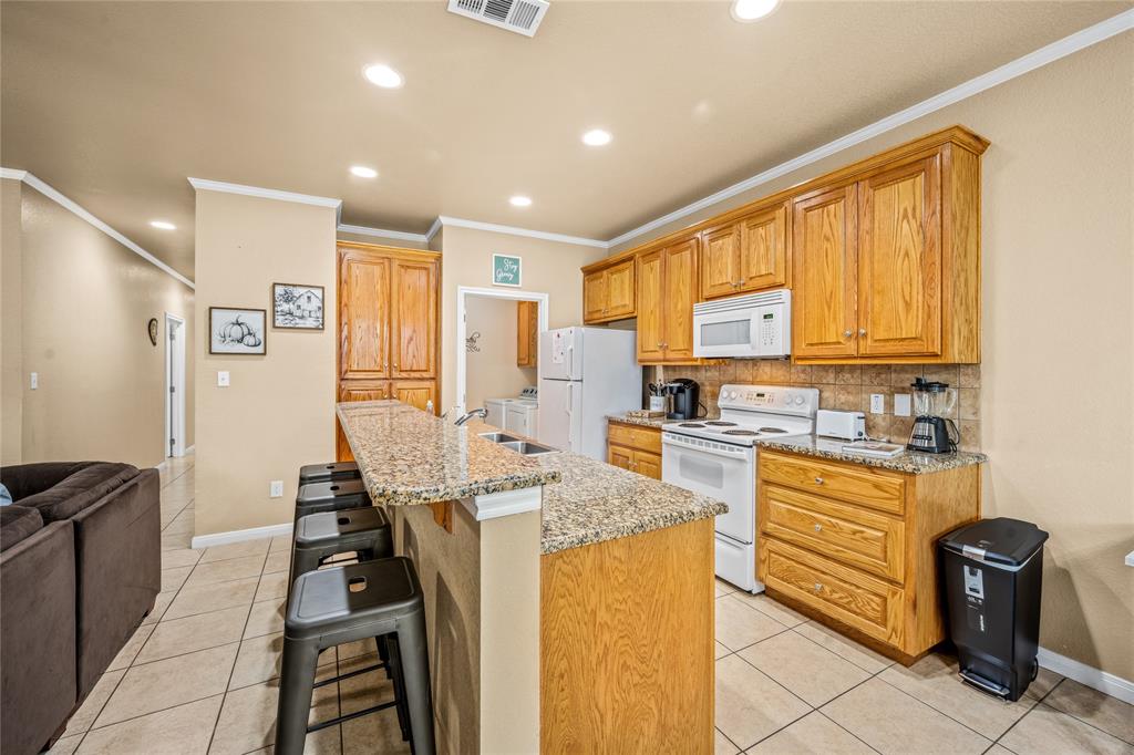 1903 South 11th Street, Unit A & B Waco, TX 76706 - Photo 8 of 40 Unit A