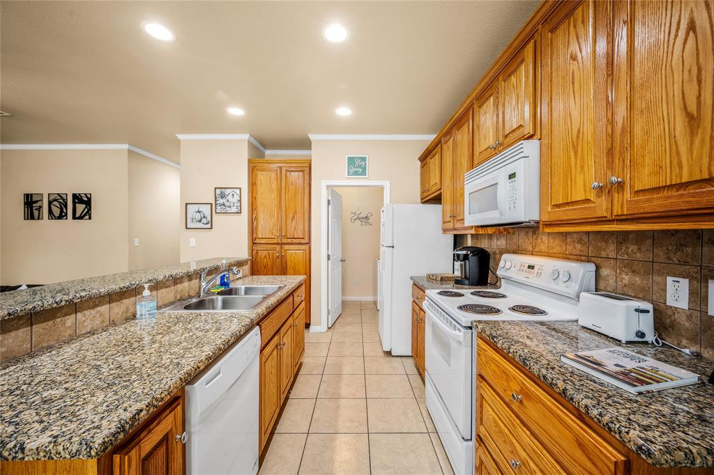 1903 South 11th Street, Unit A & B Waco, TX 76706 - Photo 9 of 40 Unit A