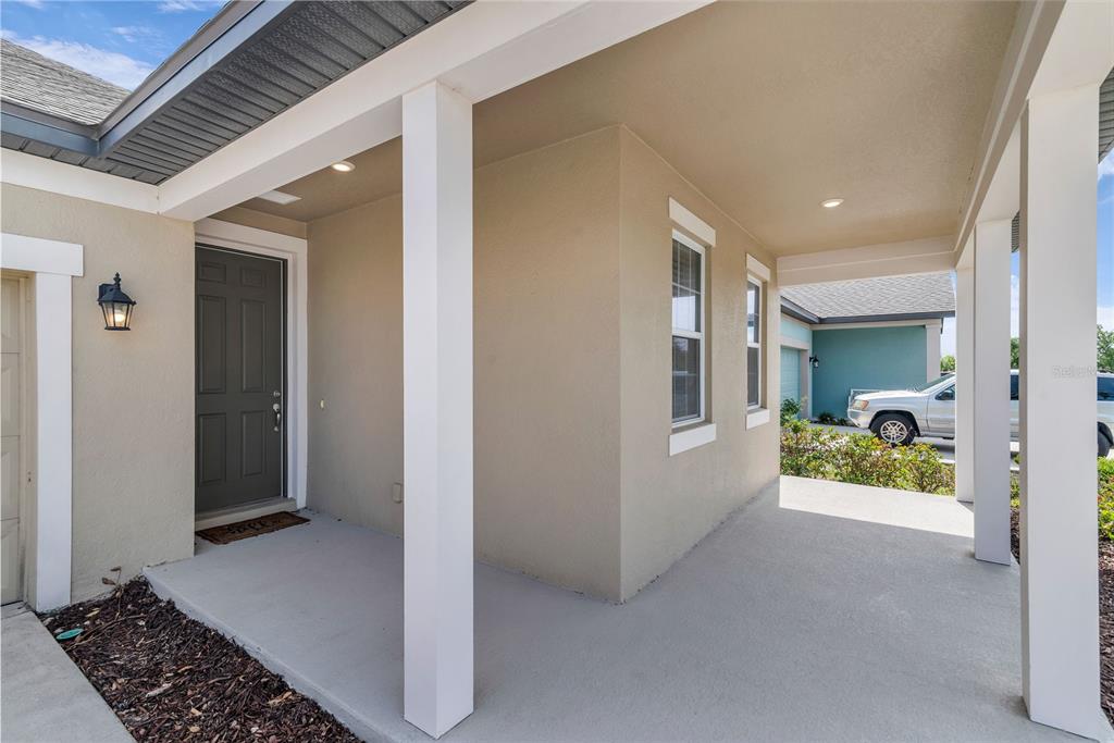 5816 Bar Ranch Road St. Cloud, FL 34771 - Photo 3 of 43 a view of entryway