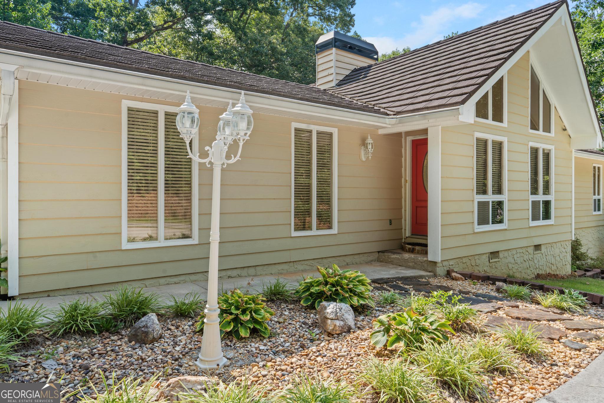 3071 White Road Northeast Conyers, GA 30012 - Photo 13 of 46