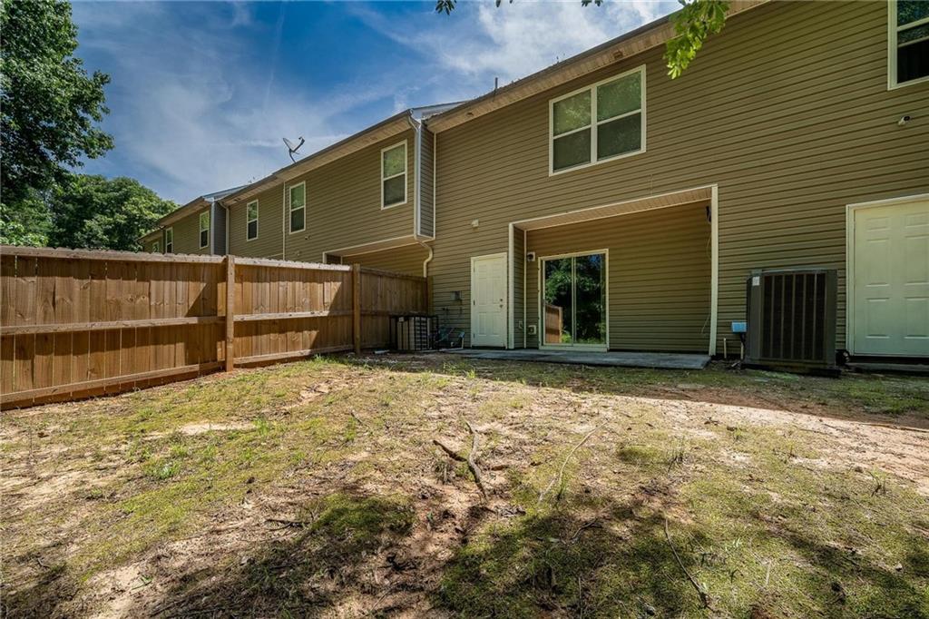 1758 Broad River Road Atlanta, GA 30349 - Photo 17 of 21