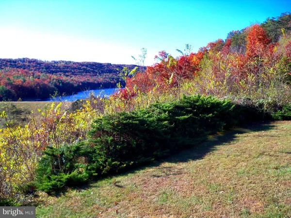 $189,000 | 426 The Hill Road, Unit L30, Basye, VA 22810