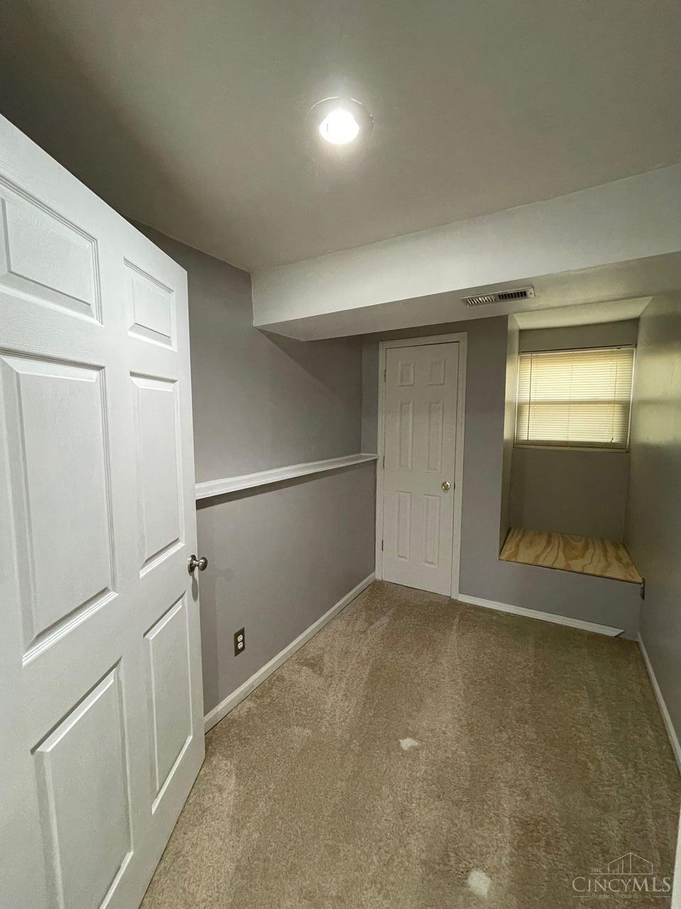 678 Woodgate Road Cincinnati, OH 45244 - Photo 11 of 15 Gallery Image 11