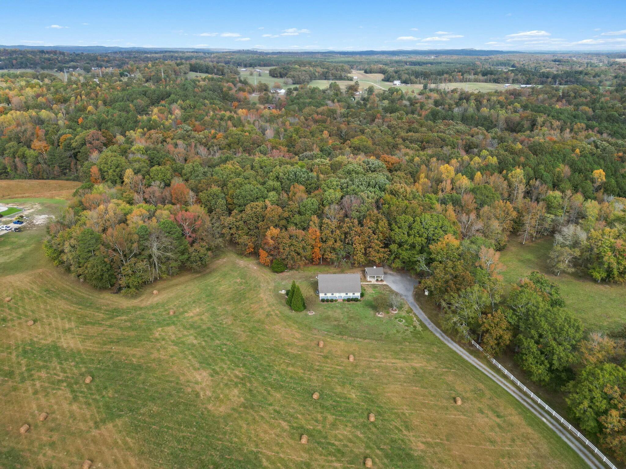 1185 Good Hope Road Northeast Dalton, GA 30721 - Photo 4 of 75 tempImageE2D8aK