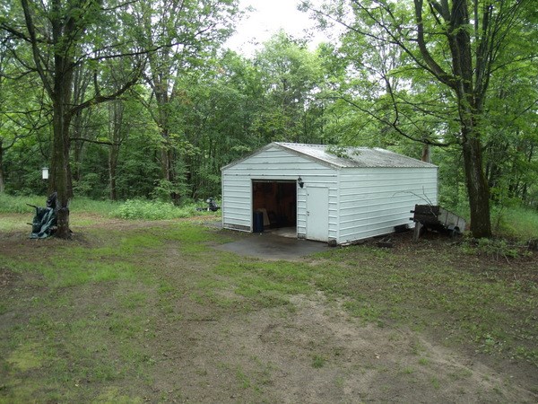 10592 Johnson Road Mancelona, MI 49659 - Photo 33 of 44 1834900-32.JPG