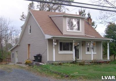 1330 Blue Barn Road Allentown, PA 18104 - Photo 2 of 10 Gallery Image 2