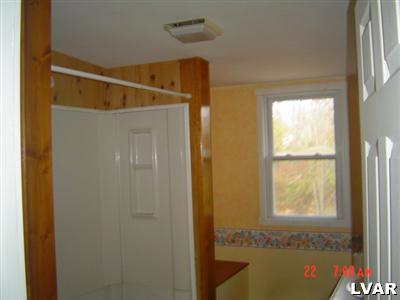 1330 Blue Barn Road Allentown, PA 18104 - Photo 6 of 10 Gallery Image 6