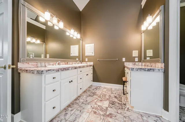 $1,489,000 | 512 Tharps Lane, Raleigh, NC 27614