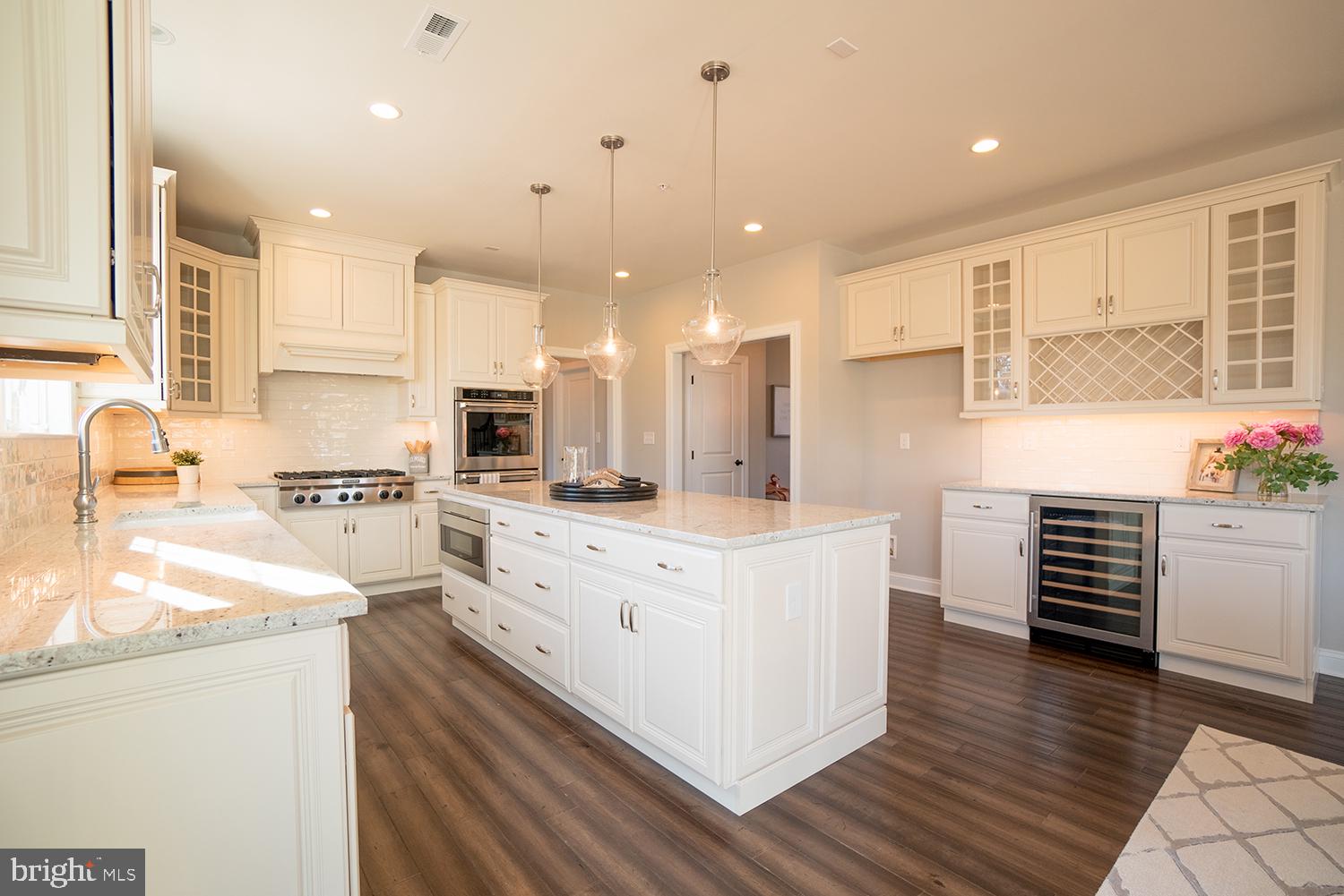 5442 Sanderling Road Doylestown, PA 18902 - Photo 2 of 17