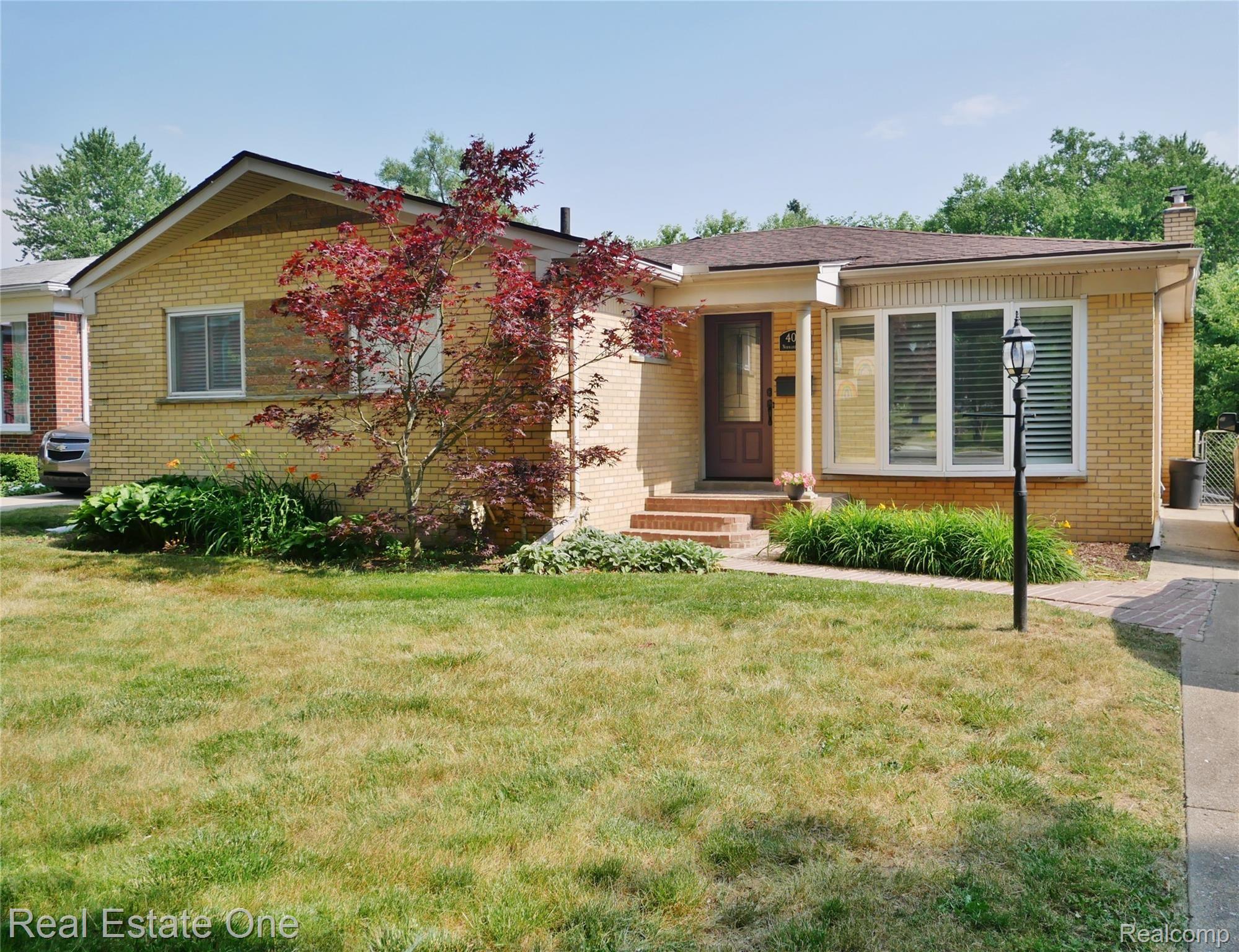 4031 Normandy Road Royal Oak, MI 48073 - Photo 1 of 18 FRONT.JPG