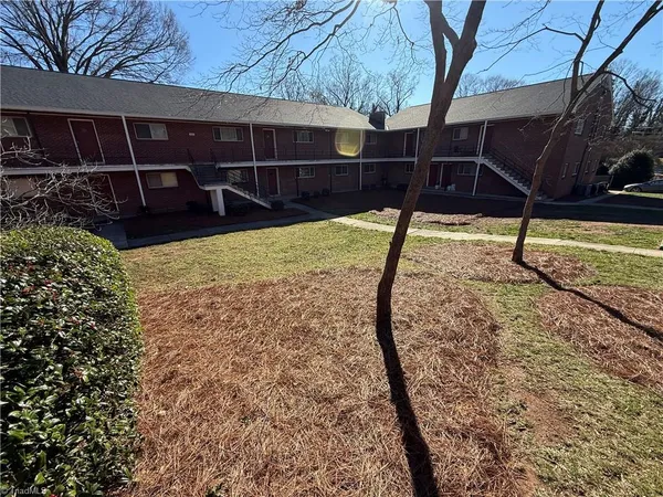 $725 | 1610 West Northwest Boulevard, Unit E, Winston-Salem, NC 27104
