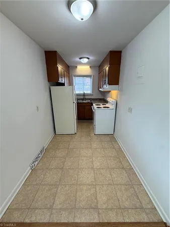 $725 | 1610 West Northwest Boulevard, Unit E, Winston-Salem, NC 27104