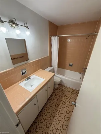 $725 | 1610 West Northwest Boulevard, Unit E, Winston-Salem, NC 27104