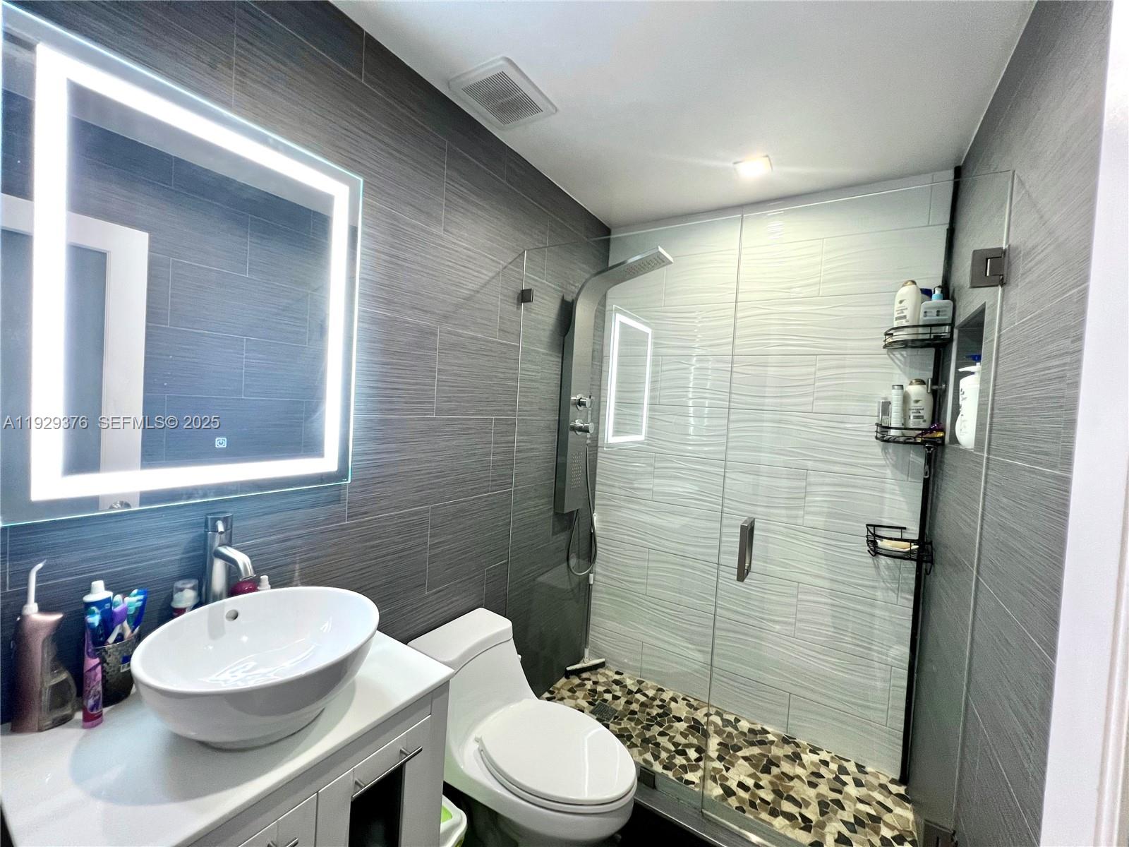 1430 West 42nd Street Hialeah, FL 33012 - Photo 11 of 21