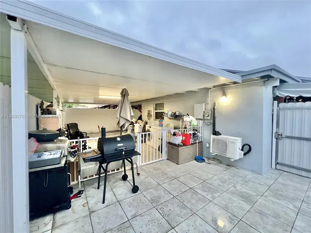 $2,750 | 1430 West 42nd Street, Hialeah, FL 33012