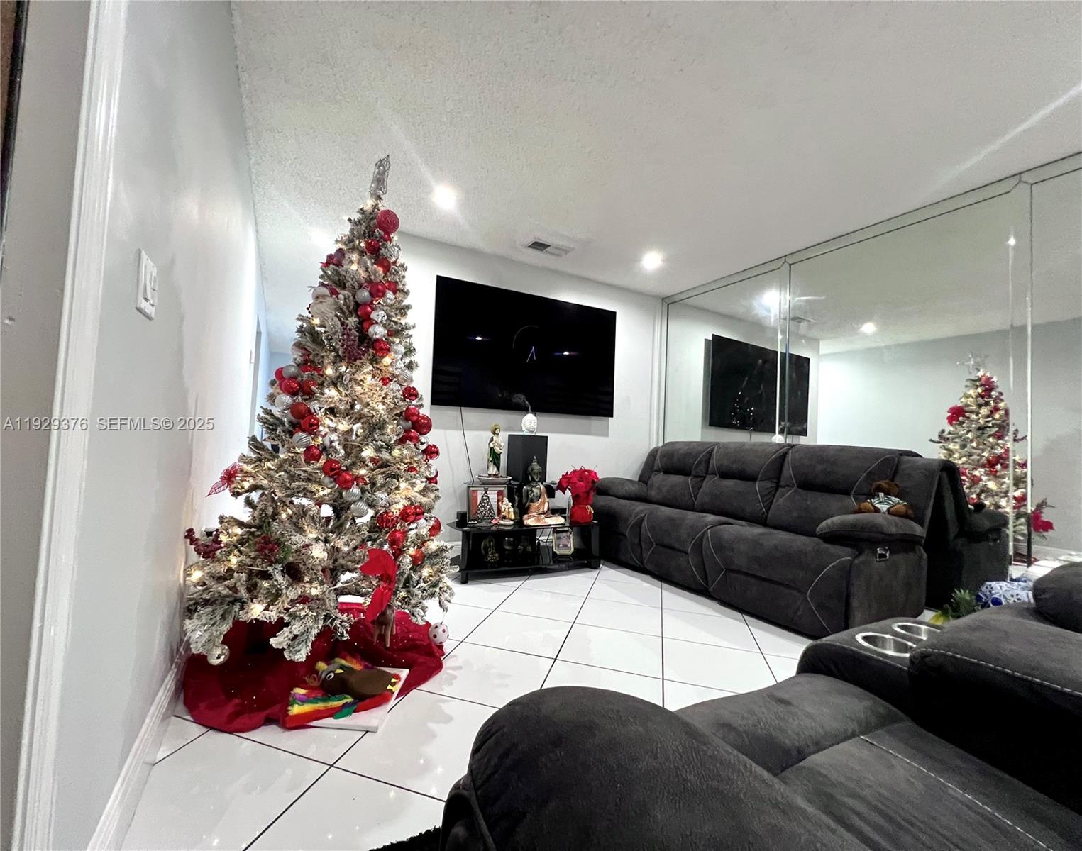 1430 West 42nd Street Hialeah, FL 33012 - Photo 7 of 21