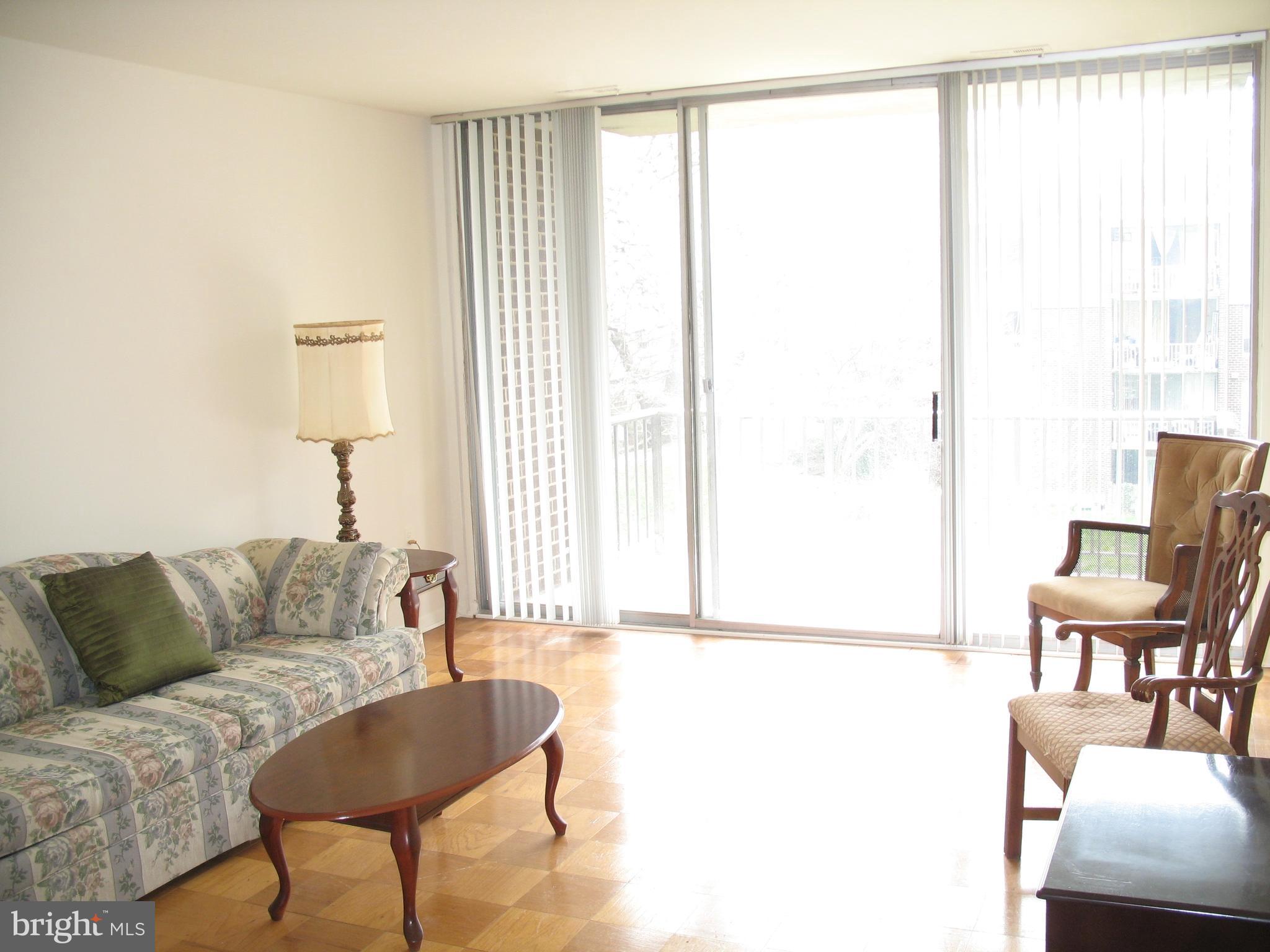 3970 Bel Pre Road, Unit 39705 Silver Spring, MD 20906 - Photo 16 of 30 Living room