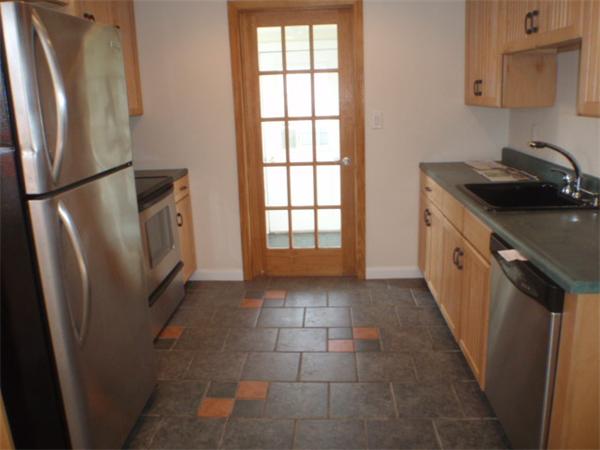 11 Wahnita Road Worcester, MA 01606 - Photo 2 of 12 Gallery Image 2
