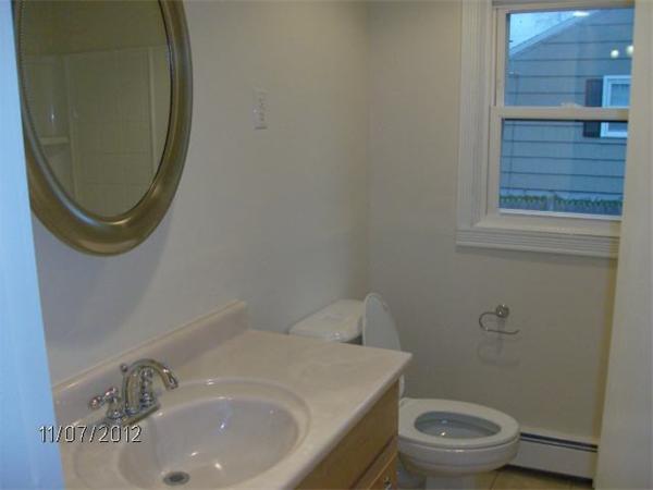 11 Wahnita Road Worcester, MA 01606 - Photo 7 of 12 Gallery Image 7