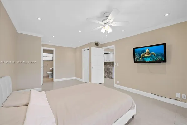 $1,850 | 329 Southeast 3rd Street, Unit 103S, Hallandale Beach, FL 33009