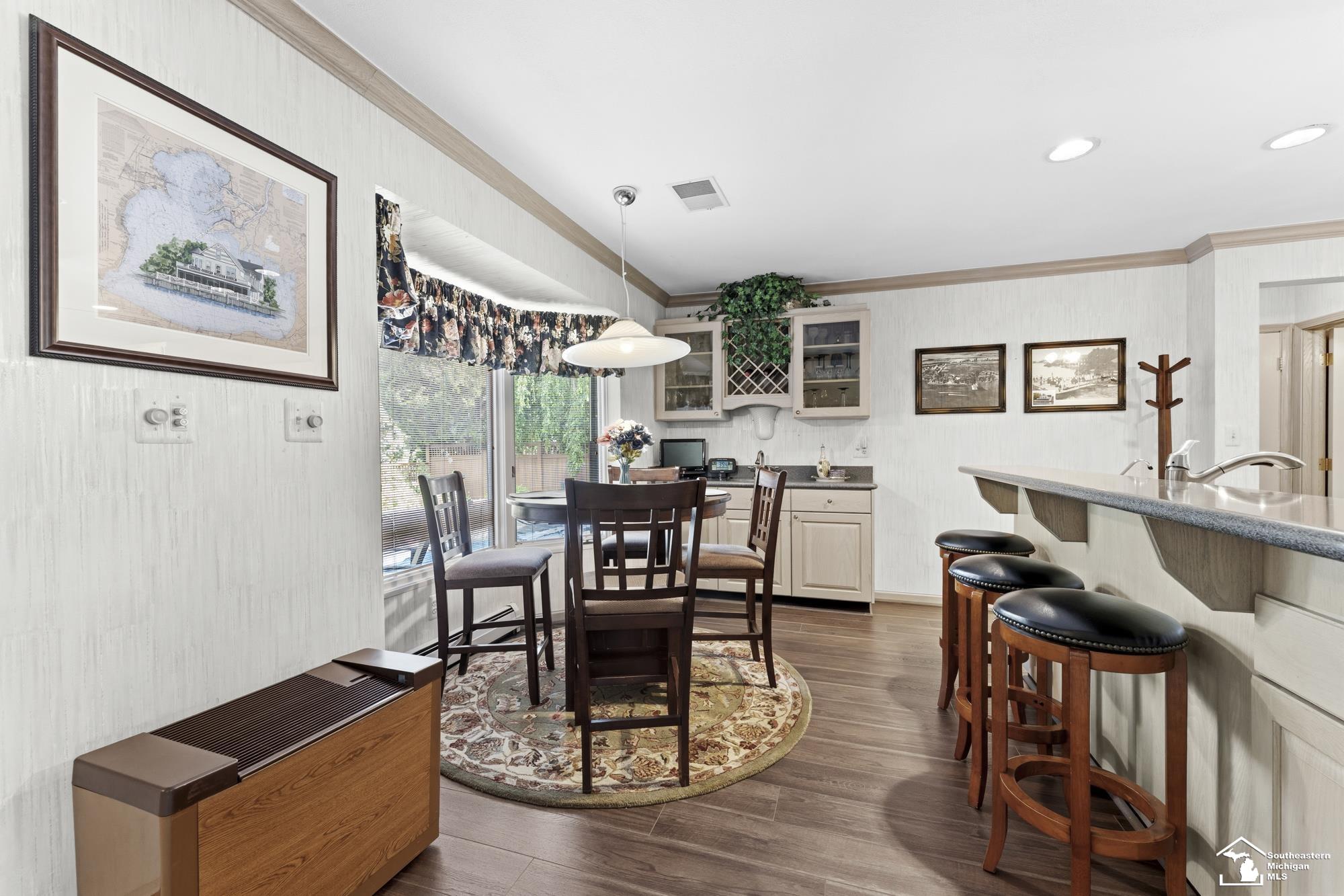 10860 Reeck Road Allen Park, MI 48101 - Photo 6 of 51