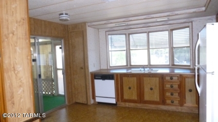 7090 North Guthrie Road Tucson, AZ 85743 - Photo 3 of 9