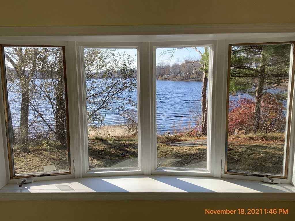 29 Meadowbank Road Billerica, MA 01821 - Photo 4 of 18 Gallery Image 4