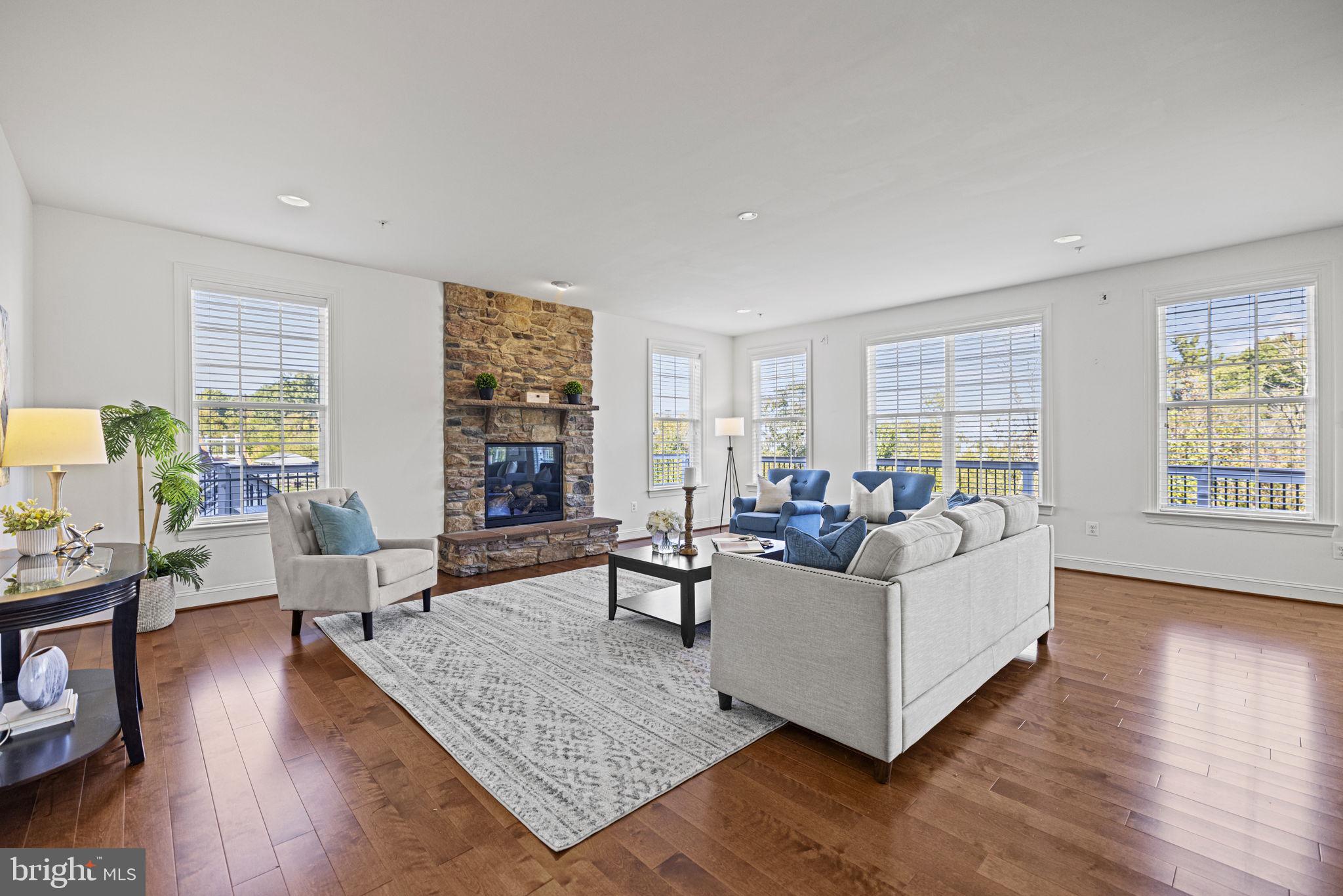 18006 Bliss Drive Poolesville, MD 20837 - Photo 13 of 62 Spacious Family Room