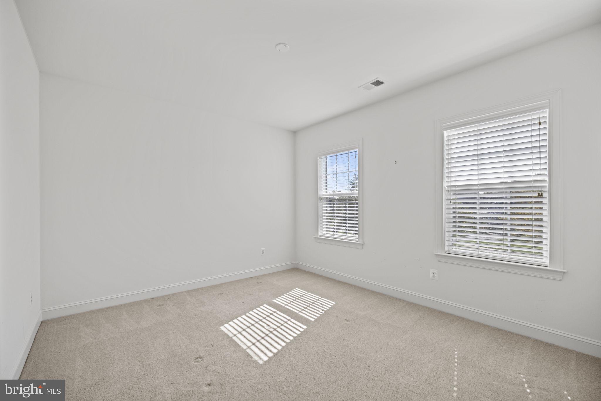 18006 Bliss Drive Poolesville, MD 20837 - Photo 38 of 62 Bedroom 4 with Jack & Jill Bath
