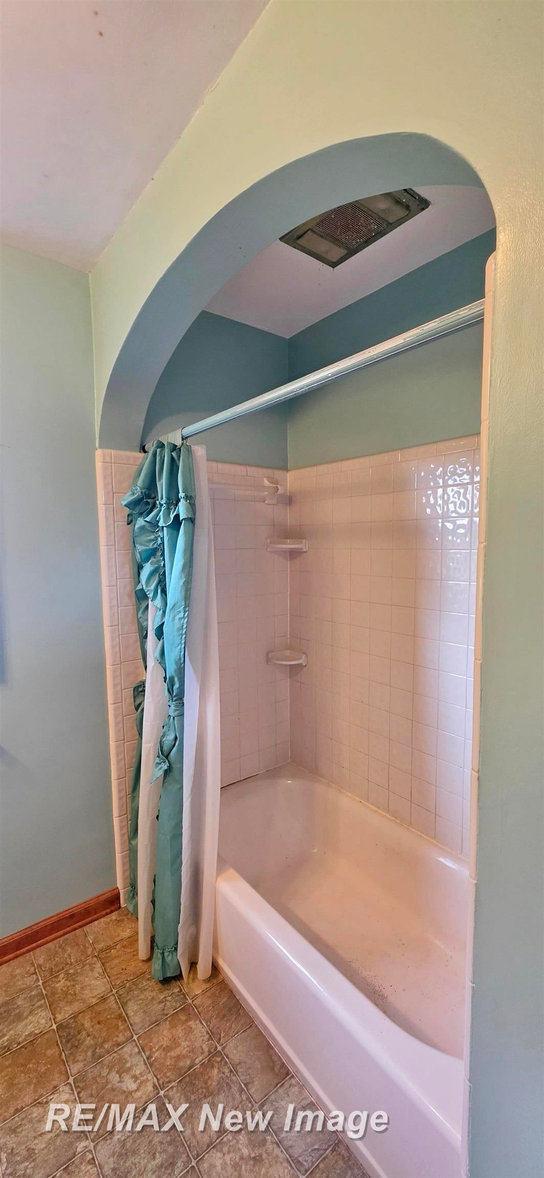 4085 Easton Road Owosso, MI 48867 - Photo 29 of 41 Gallery Image 29