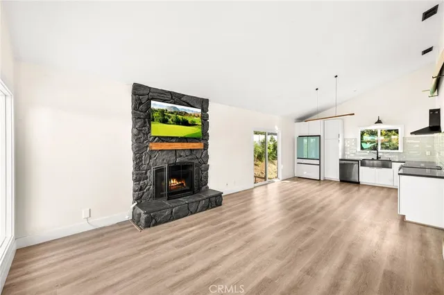 $3,250 | 22473 Canyon Lake Drive South, Canyon Lake, CA 92587