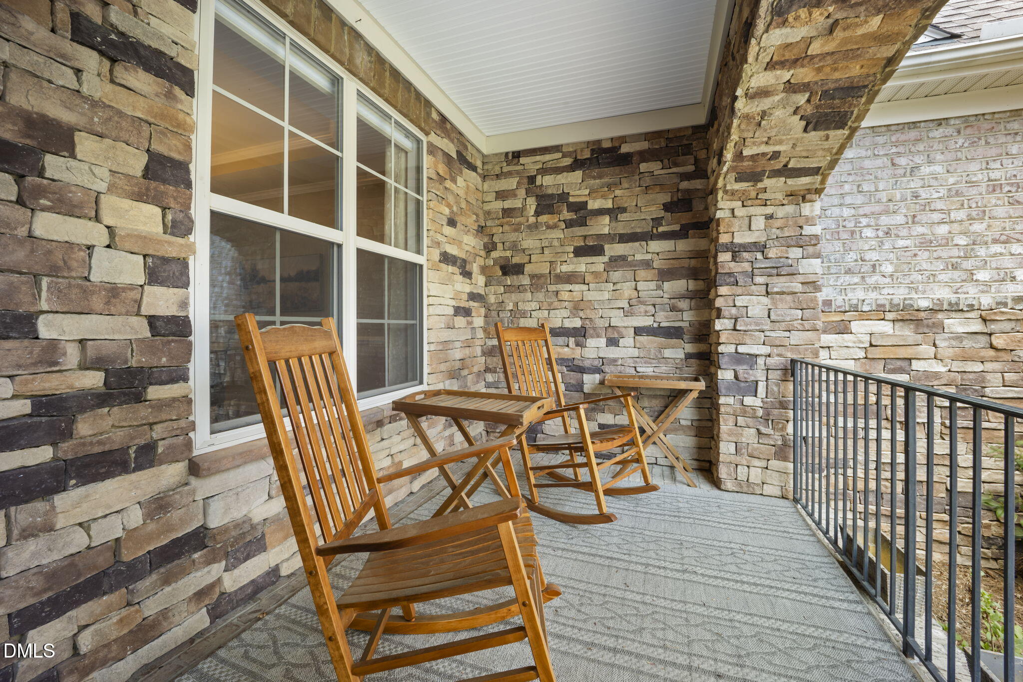 5402 Sutteridge Court Durham, NC 27713 - Photo 6 of 61 8-web-or-mls-484A4761