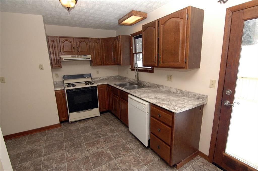 276 McCleary Road Hookstown, PA 15050 - Photo 5 of 21