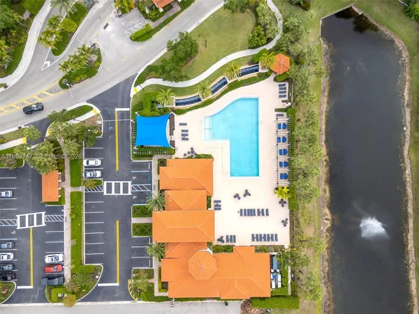 $990,000 | 11778 Southwest 13th Lane, Pembroke Pines, FL 33025