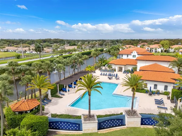 $990,000 | 11778 Southwest 13th Lane, Pembroke Pines, FL 33025