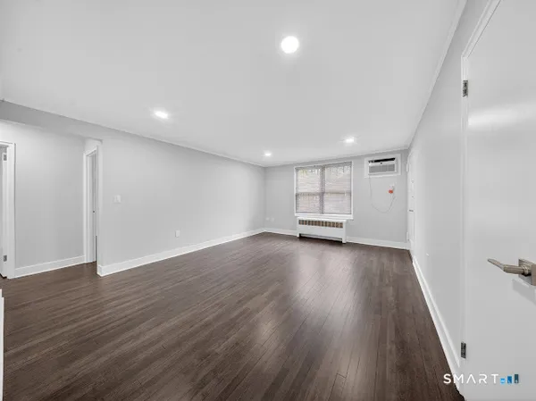 $259,000 | 49 Mencel Circle, Unit B, Bridgeport, CT 06610