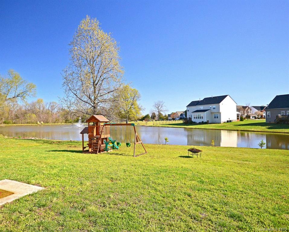 11401 Winget Pond Road Charlotte, NC 28278 - Photo 15 of 17 Gallery Image 15
