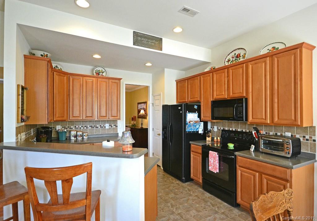 11401 Winget Pond Road Charlotte, NC 28278 - Photo 4 of 17 Gallery Image 4