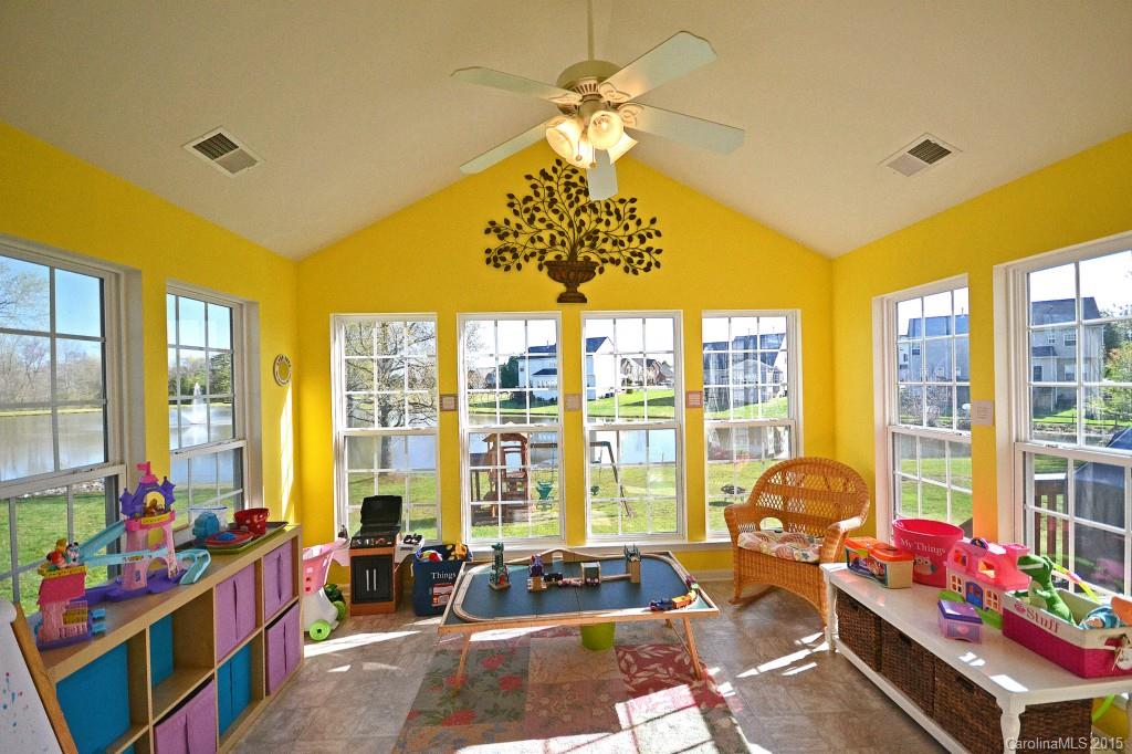 11401 Winget Pond Road Charlotte, NC 28278 - Photo 7 of 17 Gallery Image 7
