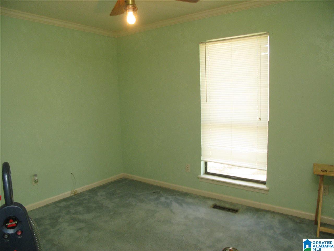 907 6th Avenue Northwest Alabaster, AL 35007 - Photo 9 of 13