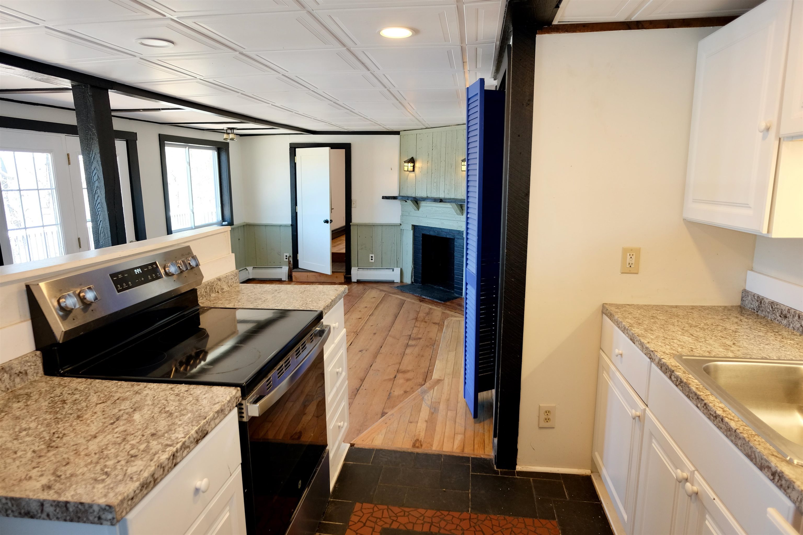 114 Garvins Falls Road Concord, NH 03301 - Photo 15 of 46