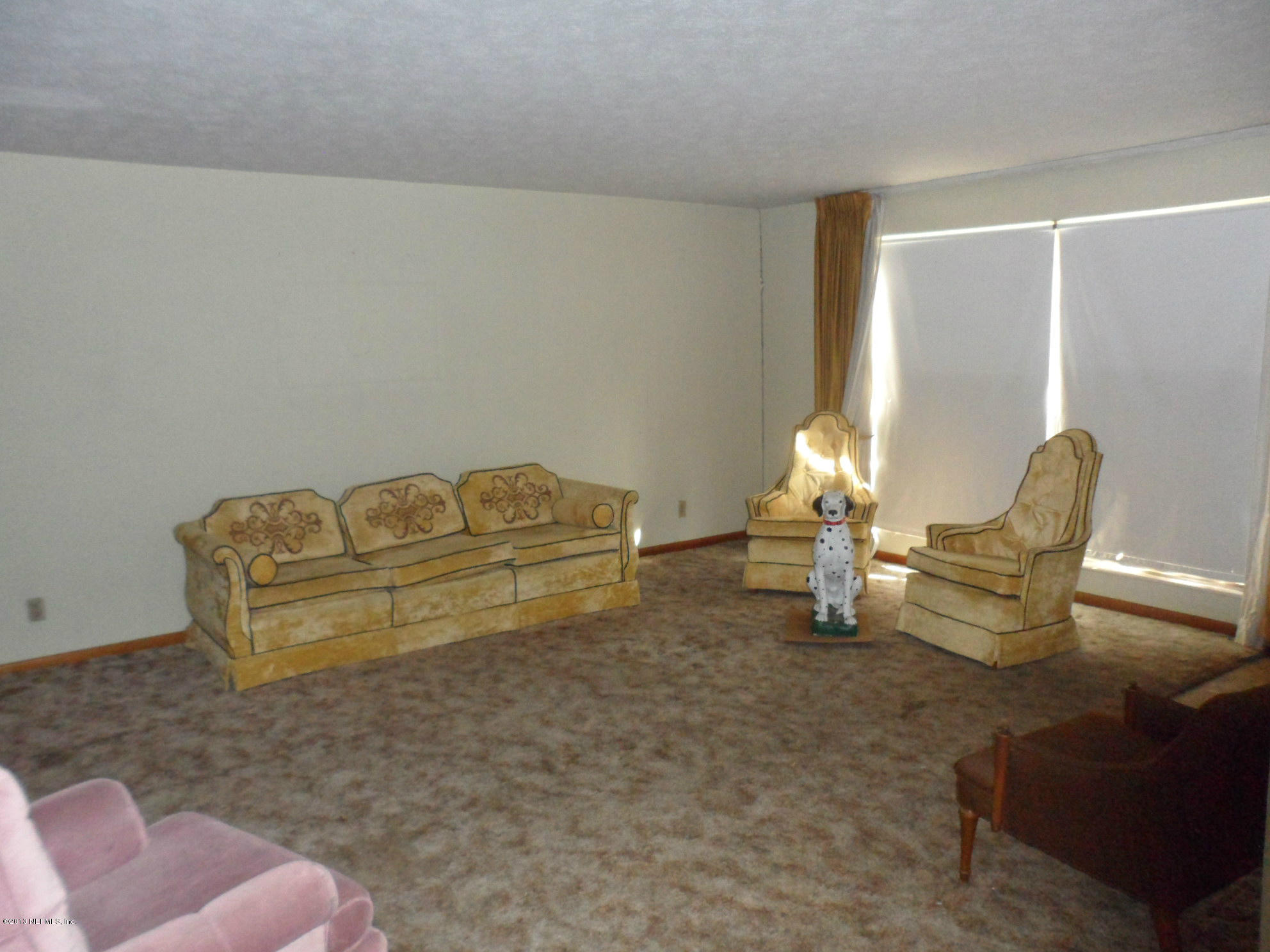 5223 Baycrest Road Jacksonville, FL 32205 - Photo 5 of 8 living