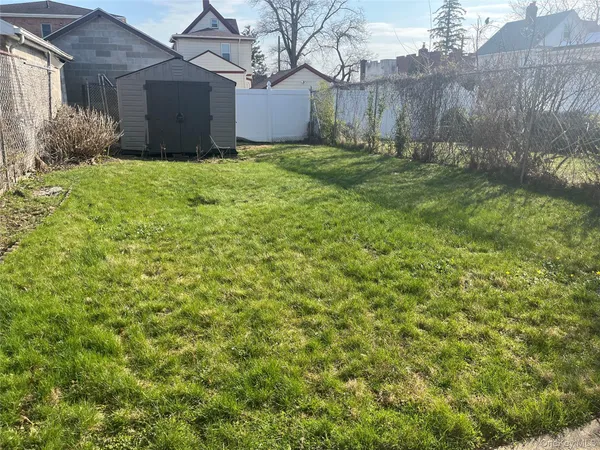 $4,500 | 149-14 21st Avenue, Unit 1 | Whitestone