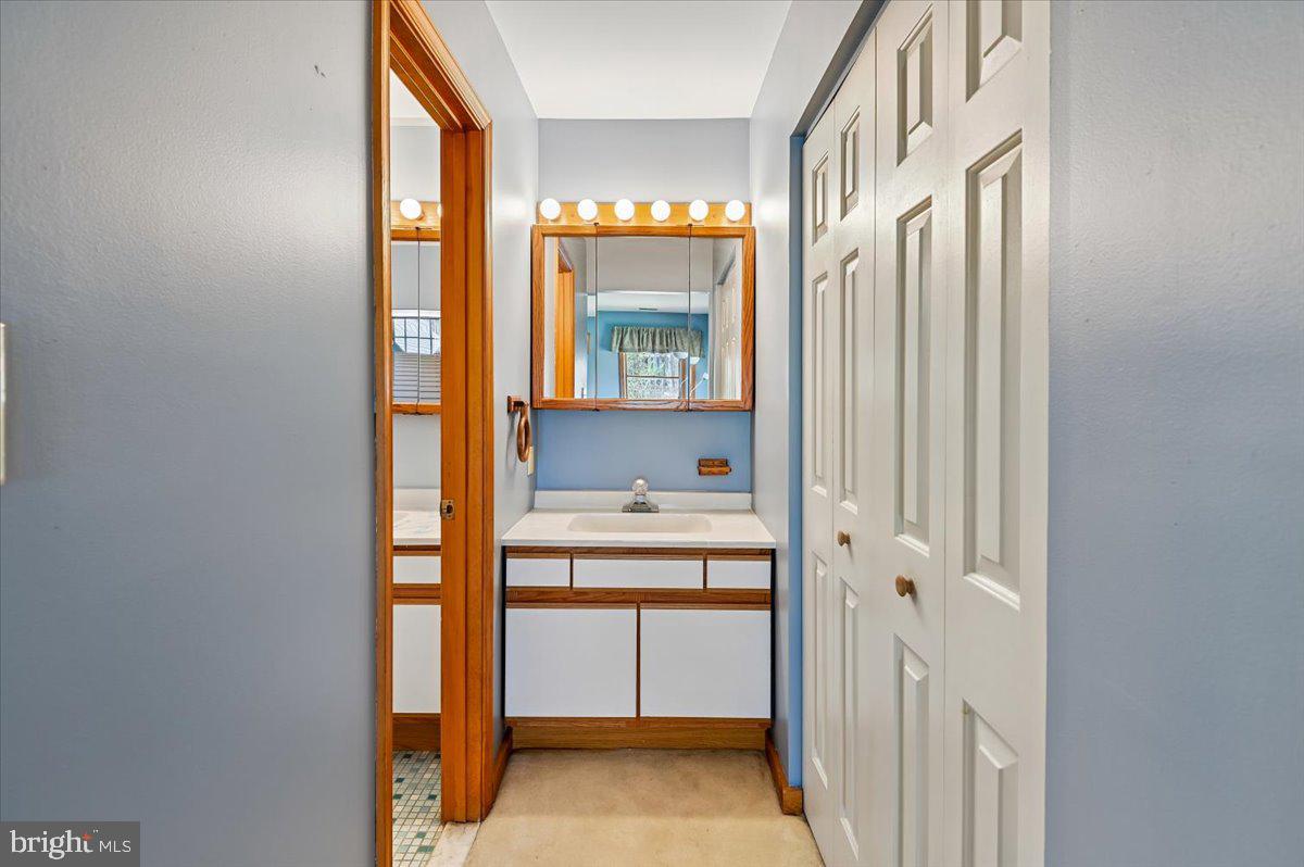 705 Marshall Manor Drive Silver Spring, MD 20905 - Photo 28 of 54