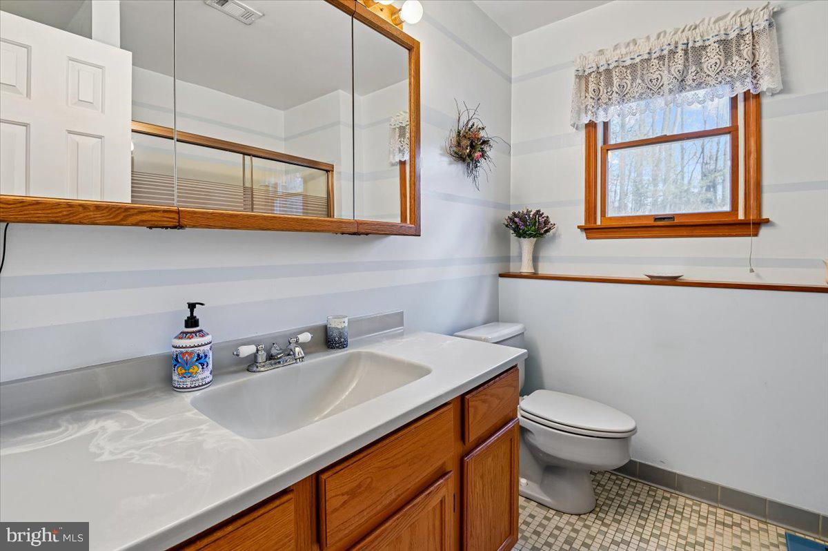 705 Marshall Manor Drive Silver Spring, MD 20905 - Photo 37 of 54