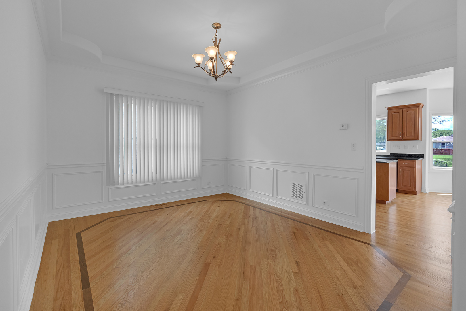 427 Natoma Avenue Addison, IL 60101 - Photo 6 of 27
