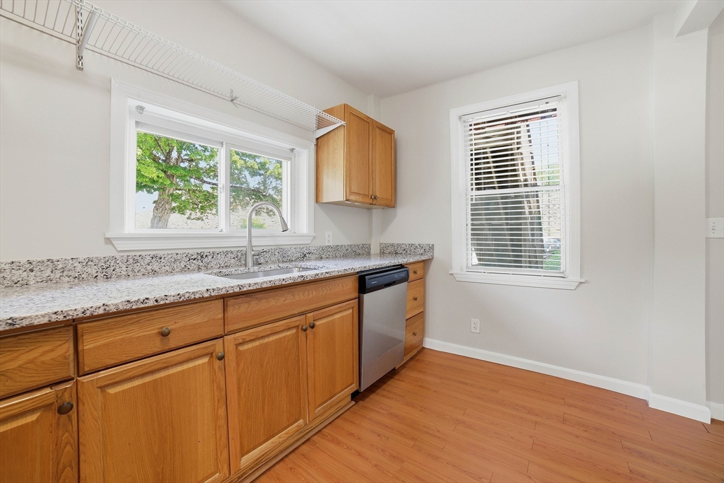 44 Howarth Road, Unit 5 Oxford, MA 01540 - Photo 4 of 26