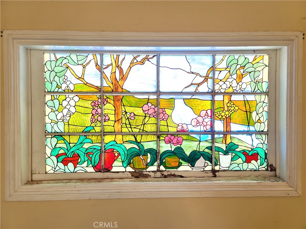 1313 Jackson Street Red Bluff, CA 96080 - Photo 14 of 52 Room Window