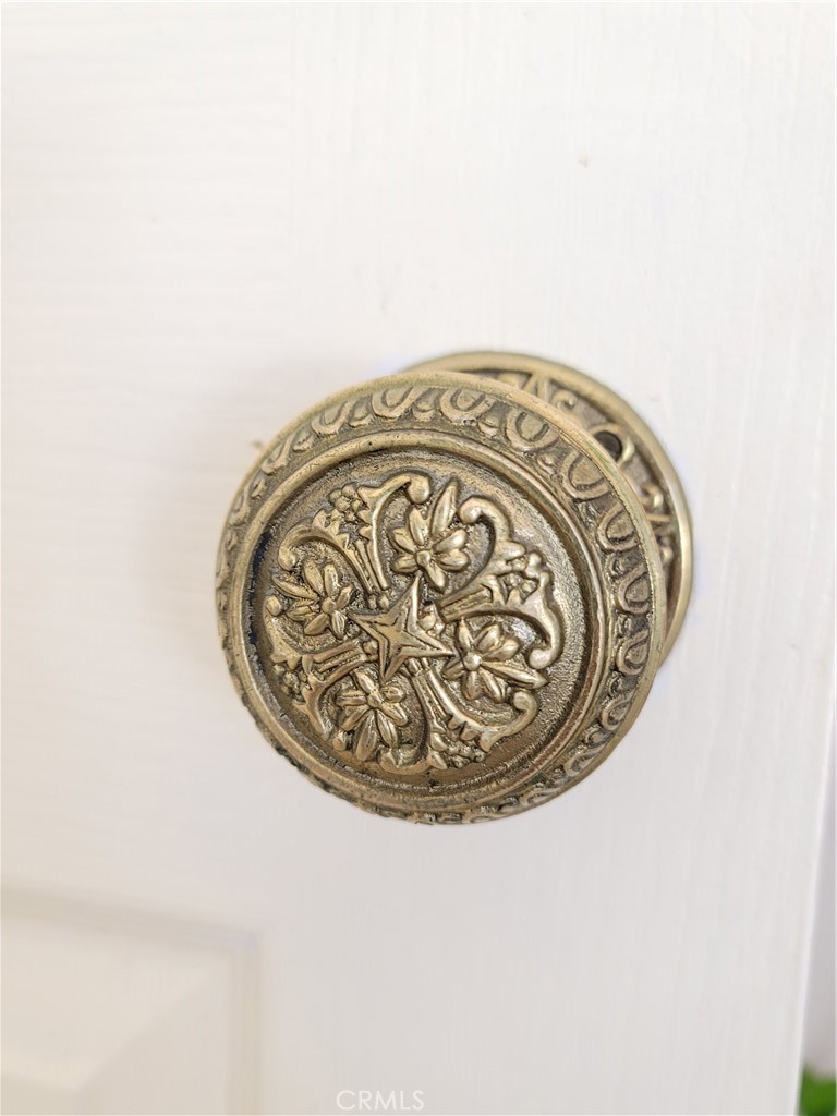 1313 Jackson Street Red Bluff, CA 96080 - Photo 17 of 52 Door Knob